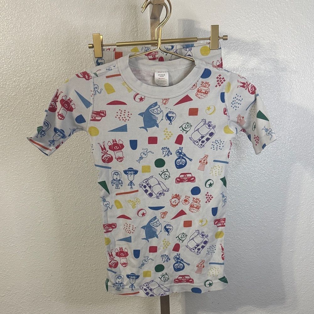 Hanna Andersson-Pixar- Kids White Characters print shortie set- Size 10